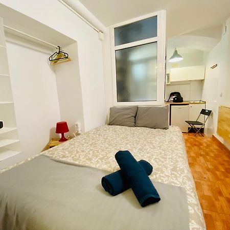 011 Apartamento 1 3 Leilighet Barcelona Eksteriør bilde